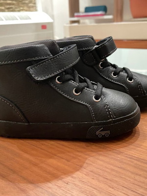 See Kai Run boots size 25 black, new, leather