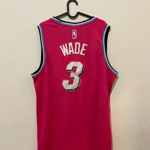 Wade Miami Heat Jersey like new