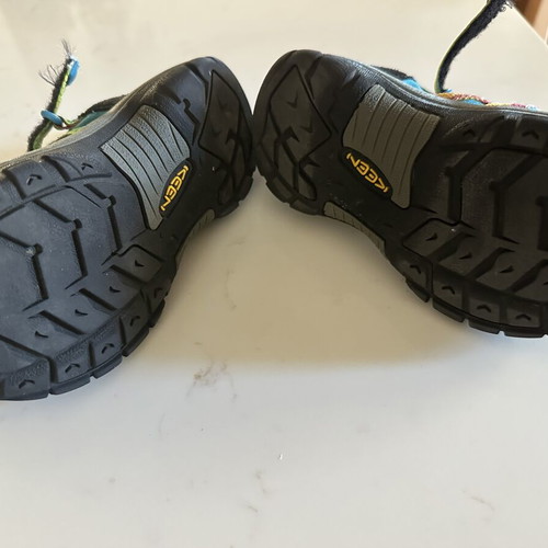 Keen kids waterproof sandals size 29, like new, multicolor