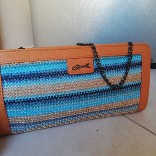 Axel clutch bag like new, blue with metal chain strap