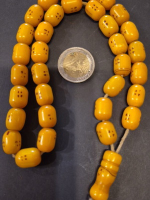 Κομπολόι από μαστίχα, 33 χάντρες 11×14mm
