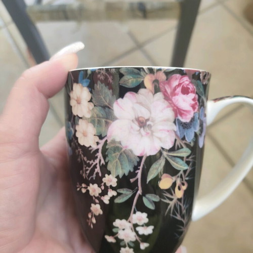 Porcelain mug William Kilburn collection new