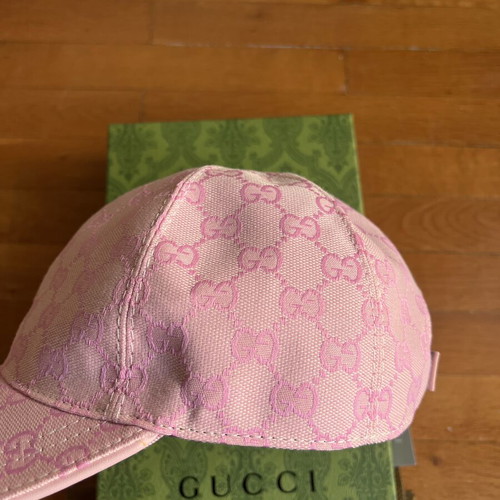 Gucci Cap like new, pink, one size