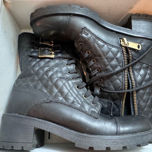 Feng Shoe No 39 ankle boots like new, black