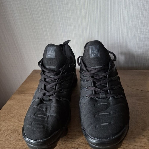 Nike Vapormax Plus sneakers used, size 44