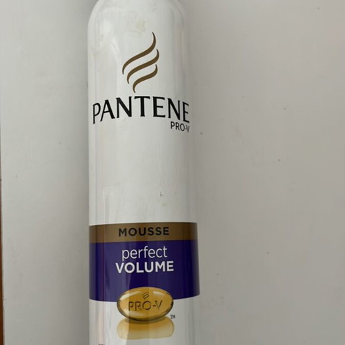 Amika dry shampoo and Pantene mousse volume 03 hair products new, 2 pcs