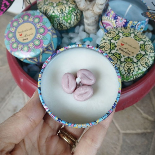 Scented candle in metal tin new