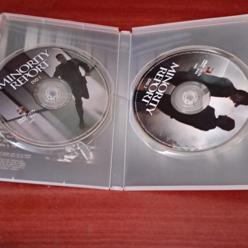Minority Report DVD 2 disc edition like new with subtitles