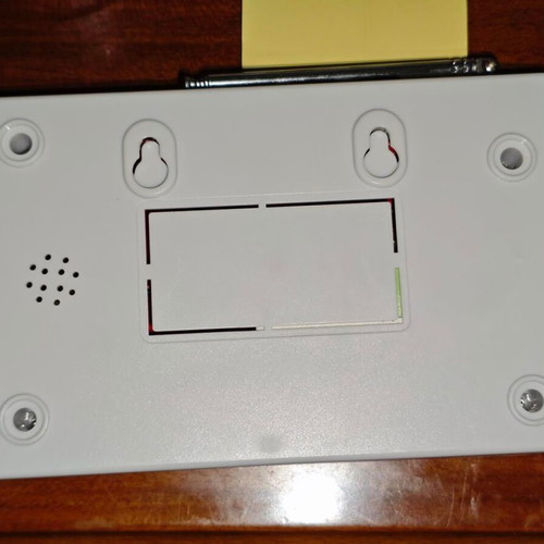 Home Security wireless alarm system like new with remote controls and siren