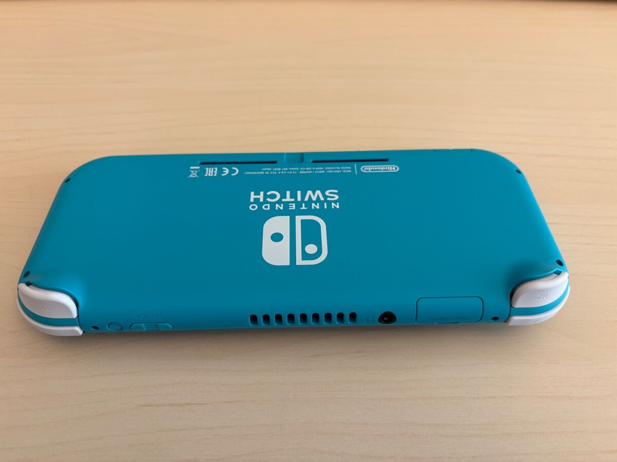 Nintendo Switch Lite like new with… - € 180,00 - Vendora.cy