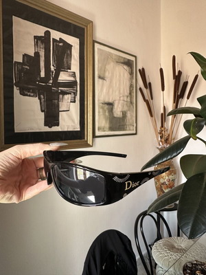 Dior vintage sunglasses black