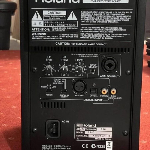 Roland DS-5 studio monitors used, pair with cables and manuals