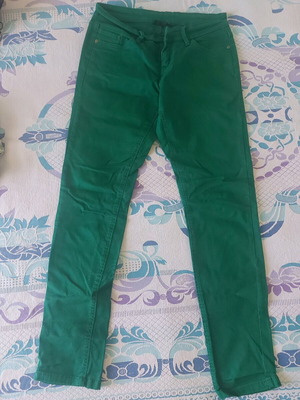Green pants straight fit size 38 like new