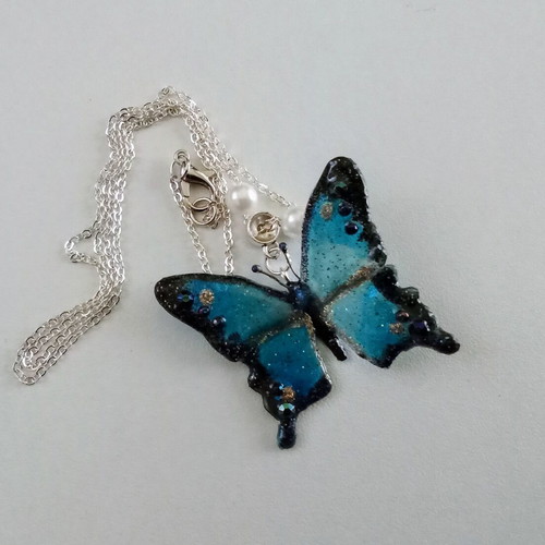 Handmade butterfly necklace new, blue shades, 45 cm chain