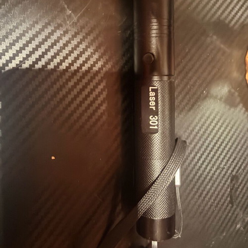 Laser with key purple color like new