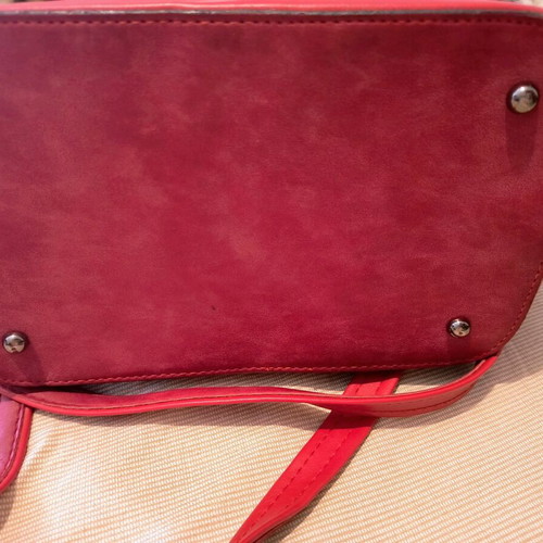 Loretta drawstring bag large, like new, red