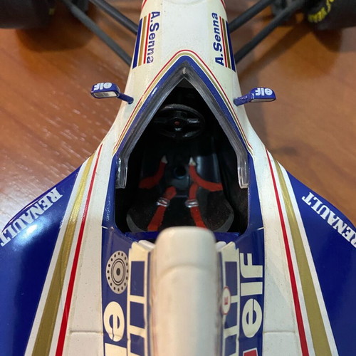 Williams FW-16 Lang scale 1/18 like new