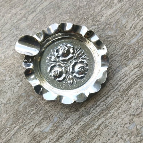 Silver ashtray with roses new