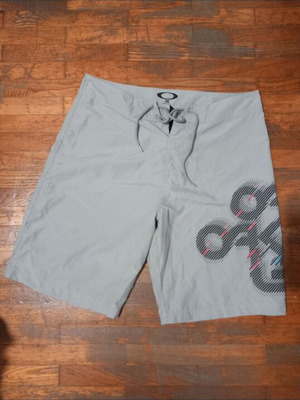 Oakley swim shorts like new, gray, size L