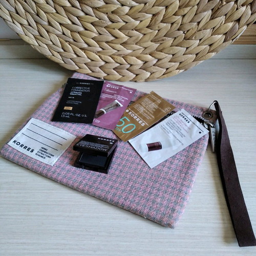 Korres Eyeshadow No 58 like new with gift pouch and samples