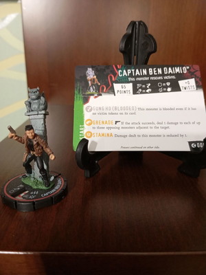 Captain Ben Daimio Horrorclix Hellboy miniature like new