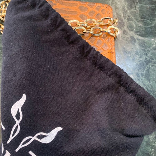 Genui phone case bag new with crocodile-style leather and gold chain