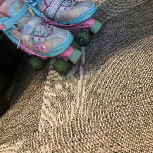 Children's light-up roller skates used with adjustable size 34-37