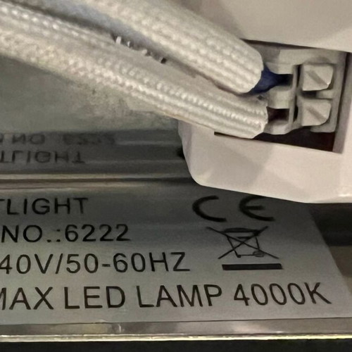 Bathroom LED light 12W 4000K 220V silver curved design