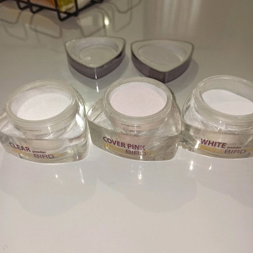 Acrylic nail powder in good condition