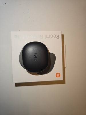 Redmi 4 Lite earbuds used