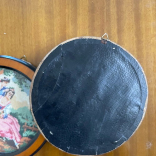 Embroidered frames like new, handmade
