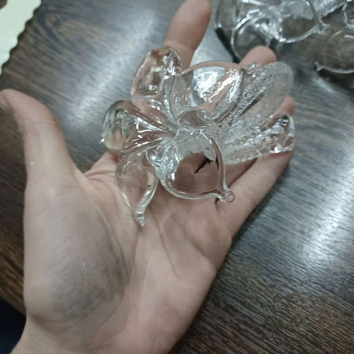 Glass napkin holders set of 6, like new, luxury