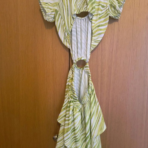 Evita dress new with cutouts for 6 years old lime
