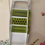 Vegetable cutter new with 5 attachments for different cuts