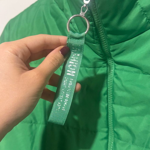 Green puffer jacket cropped design like new