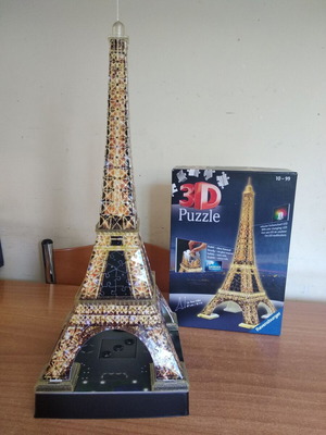 3D Puzzle Eiffel Tower 226 Pieces like new with Base Lighting