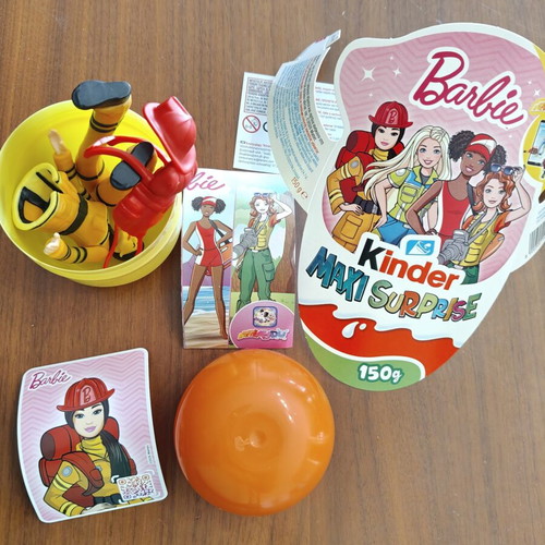 Kinder Maxi Barbie figure new