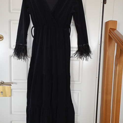 Black long velvet wrap dress with feathers on sleeves like new, size S