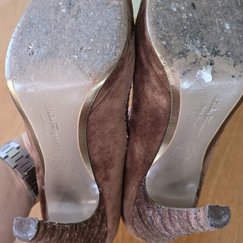 Salvatore Ferragamo women's brown pumps size 36.5 used