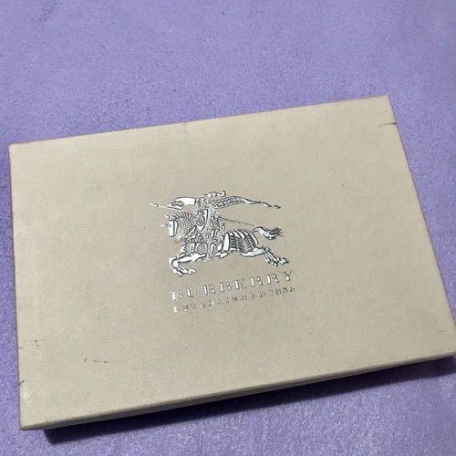 Burberry hand bag used, beige with hearts
