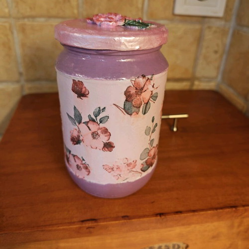 DIY glass jar like new with decoupage and clay flowers