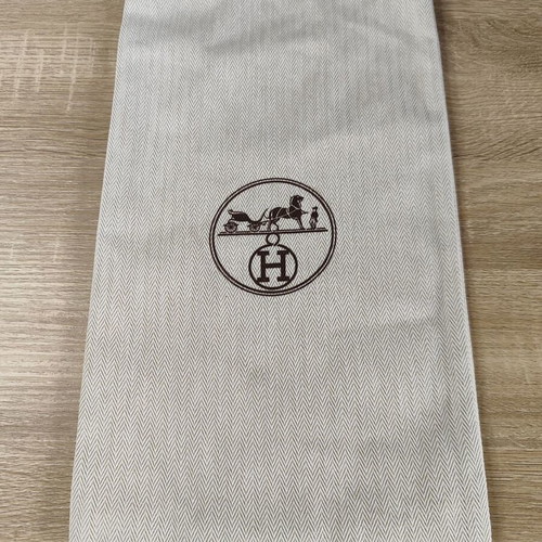 Hermes Dustbag 35 x 20 cm used