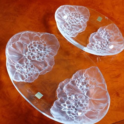 Hoya Crystal Tokyo serving platters used, set of 2, embossed glass