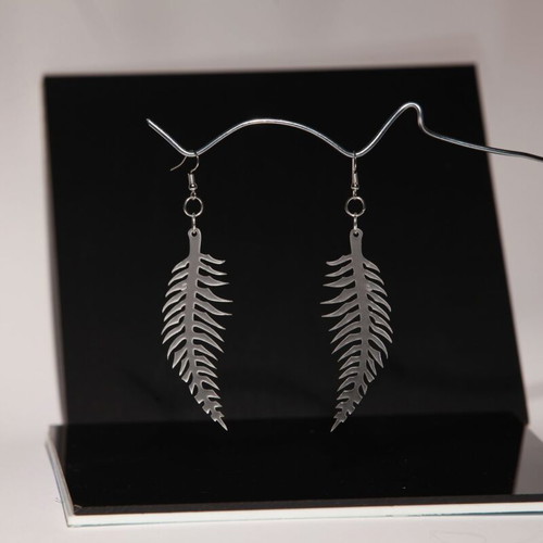 Great Leaf earrings made of recycled plexiglass new, 8cm length