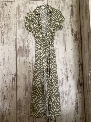Sinsay Tropical Print Midi Shirt Dress Size M like new