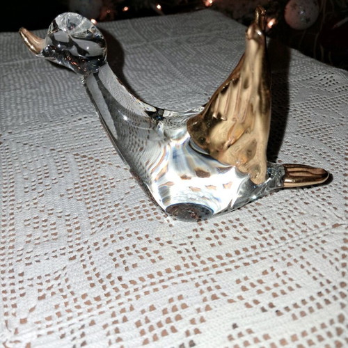 Murano Swan like new with gold details made of glass