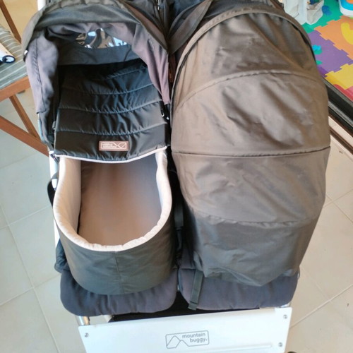 Mountain Buggy Duet twin stroller like new, narrow and off road