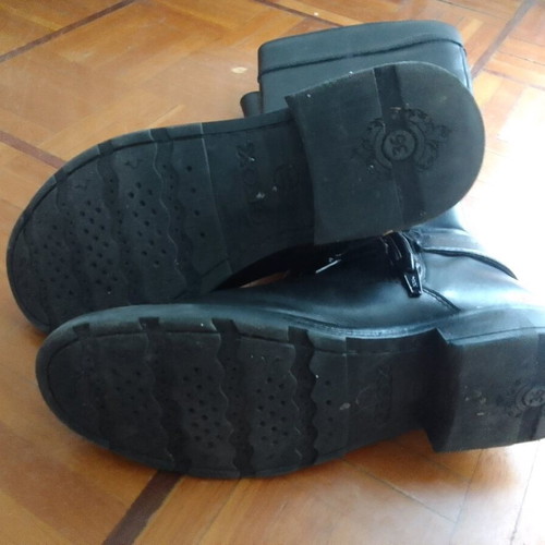 Geox leather boots size 36 like new, black