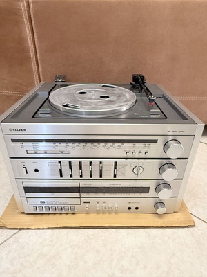 Silver SS171 Turntable Radio Cassette Player and Equalizer new