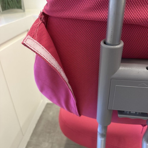 Student Children's Office Chair like new, adjustable backrest